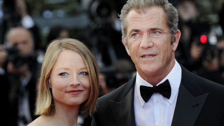 Jodie Foster, Mel Gibson - Red Steps - The Beaver © AFP