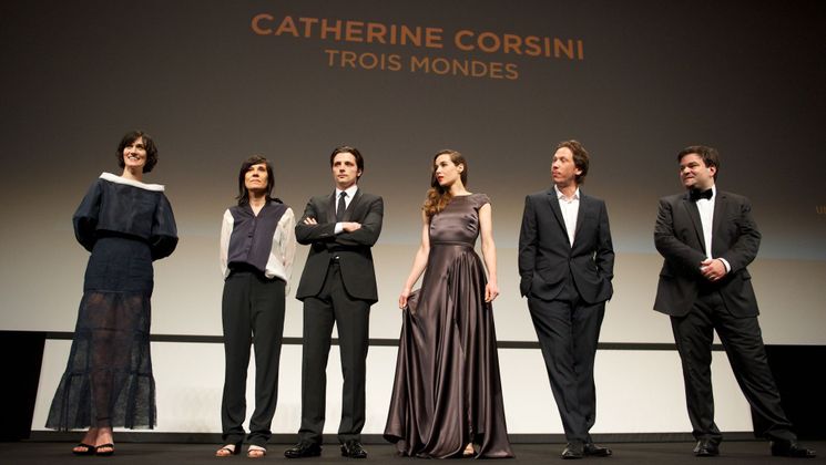 Film cast - Presentation - Trois Mondes © FIF/CD