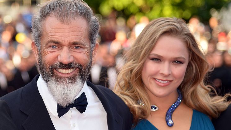 Mel Gibson and Ronda Rousey - Red carpet © AFP / A. Pizzoli