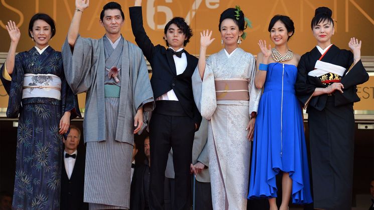 Film cast - Red carpet - Futatsume no Mado (Still the Water) © AFP / A. Pizzoli