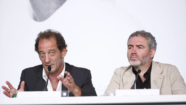 Film crew - Press conference - La Loi du marché © FDC / Cyril Duchene
