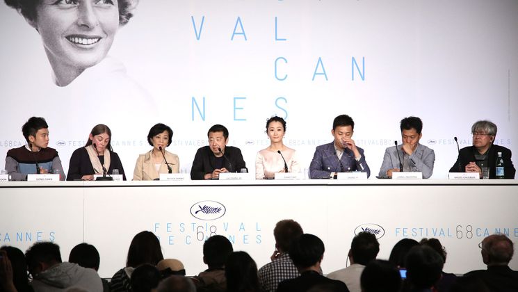 Film crew - Press conference  - Shan He Gu Ren (Moutains May Depart) © FDC / Théophile Delange
