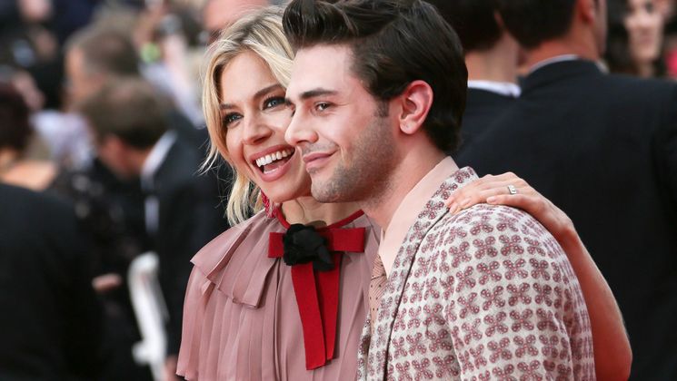 Sienna Miller and Xavier Dolan - Red carpet © Getty Images / Tony Barson