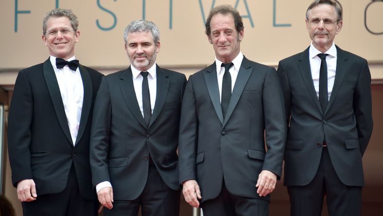 Film's team of The Measure of a Man - Red carpet - Closing ceremony © AFP / Bertrand Langlois