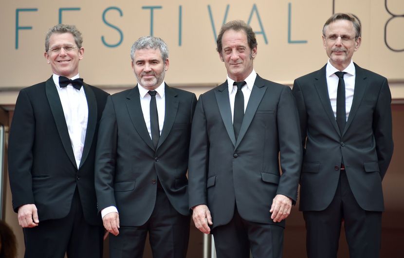 Film's team of The Measure of a Man - Red carpet - Closing ceremony © AFP / Bertrand Langlois