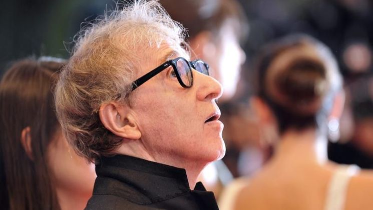 Woody Allen, Montée des Marches du film Vicky Cristina Barcelona © AFP