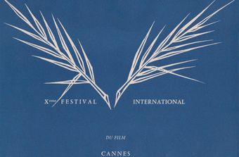 En 1957, Raymond Gide redessine la Palme pour la couverture d’un album publié lors du Xe anniversaire du Festival.