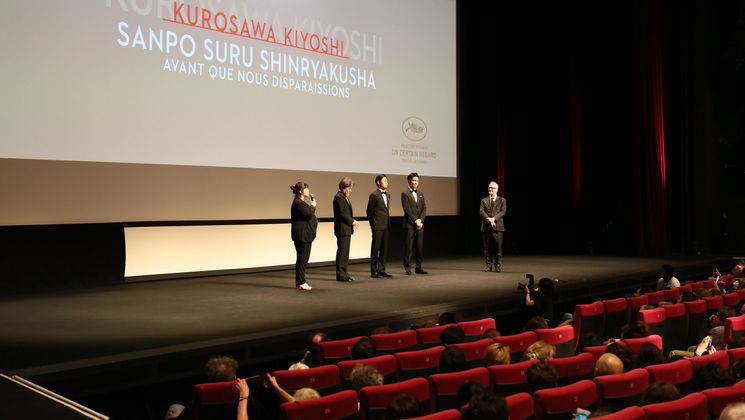 Équipe du film - Sanpo suru shinryakusha (Avant que nous disparaissions) © Christophe Bouillon / FDC