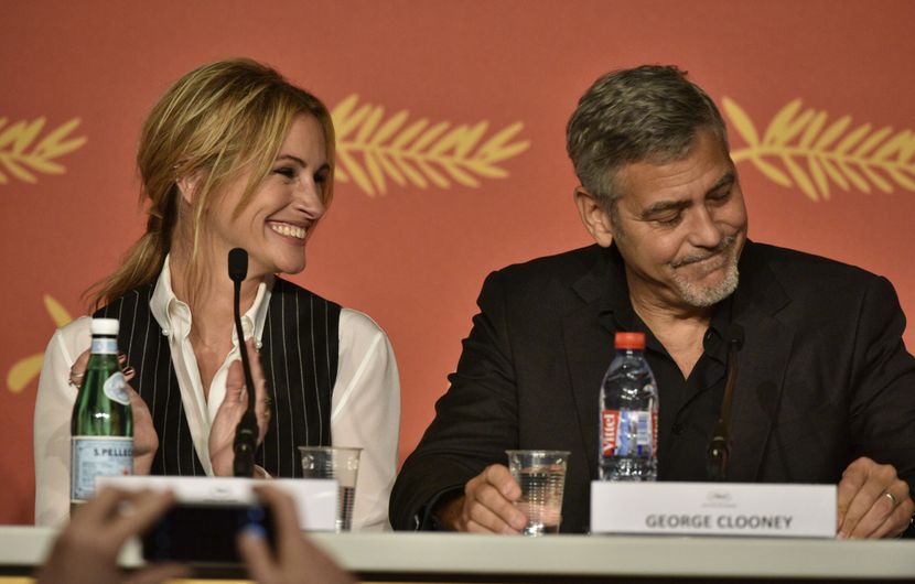Julia Roberts et Georges Clooney - Money Monster © Thomas Leibreich / FDC