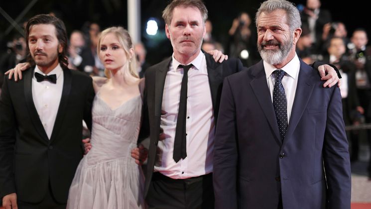 Diego Luna, Erin Moriarty, Jean-Francois Richet et Mel Gibson - Blood Father © Andreas Rentz / Getty Images