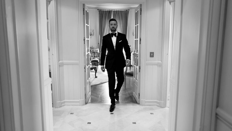 @justintimberlake in his suite before heading out to the @festivaldecannes opening Ceremony after promoting his film #DreamworksTrolls © Greg Williams