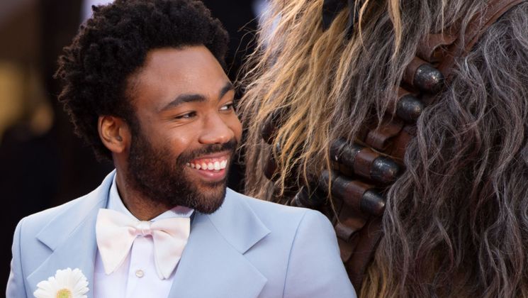 Donald Glover and Chewbacca- Solo: A Star Wars Story © Déborah Néris /FDC