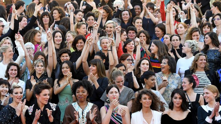 Montée des Marches de 82 femmes de cinéma © Loic Venance/AF