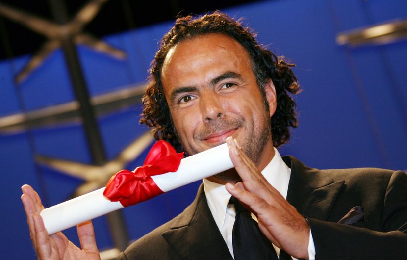 2006 - Selected for the first time at Cannes for "Babel", Alejandro G. Iñárritu receives the award for Best Director at the Closing Ceremony © V. Hache/AFP