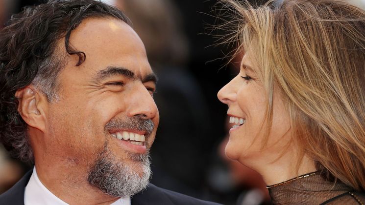Alejandro González Iñárritu, Président du jury des Longs Métrages, et sa femme María Eladia Hagerman © Valery Hache / AFP