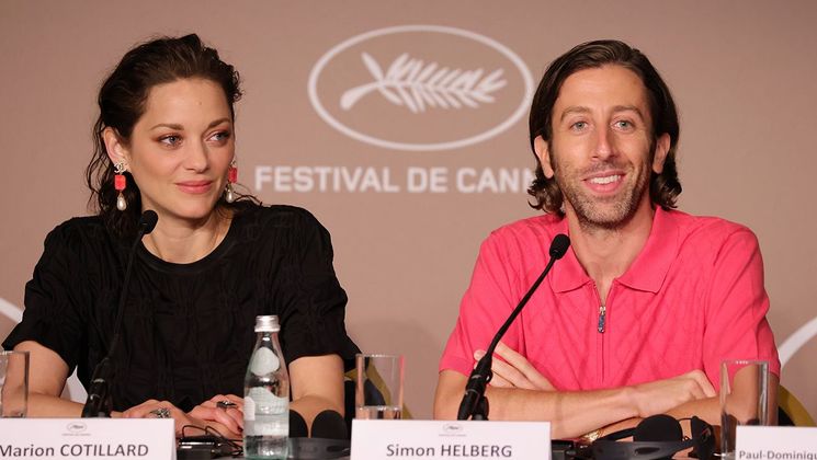 Marion Cotillard and Simon Helberg - Annette © Andreas Rentz / Getty Images