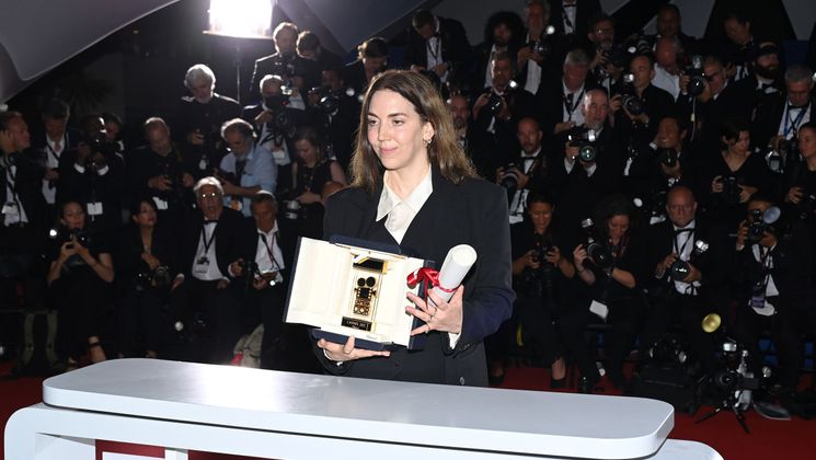 Gina Gammell - Winner with Riley Keough (absent) of the Caméra d'or for WAR PONY © Pascal Le Segretain / Getty