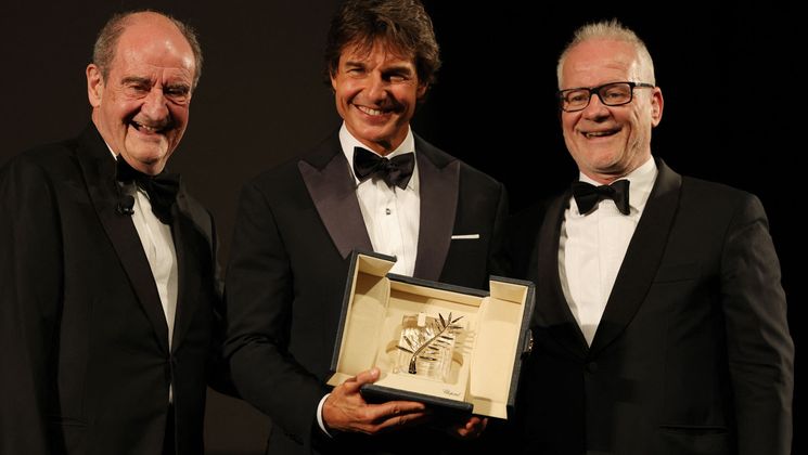 Pierre Lescure, Tom Cruise and Thierry Frémeaux - Awarding of the Honorary Palme d'or © Valery HACHE / AFP