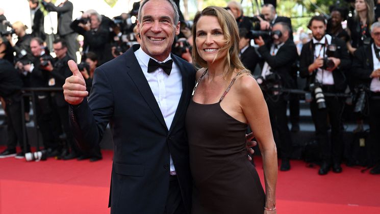 Mike Horn, Kathleen King - Red Carpet entrance of Triangle of Sadness © Christophe Simon / AFP