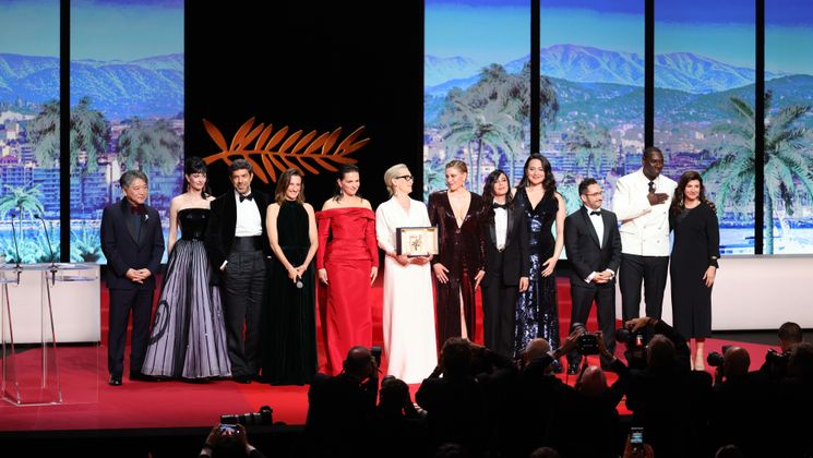 Meryl Streep, Juliette Binoche, Camille Cottin & le Jury des Longs métrages - Cérémonie d'ouverture © Andreas Rentz / Getty