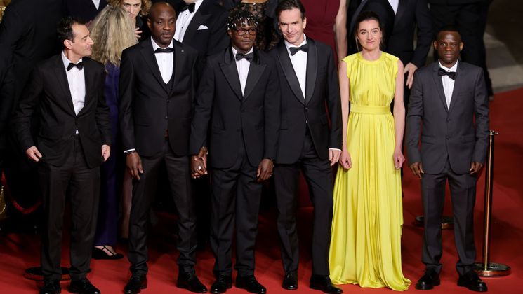 Boris Lojkine, Nina Meurisse et l'équipe du film L'HISTOIRE DE SOULEYMANE © Neilson Barnard/Getty Images