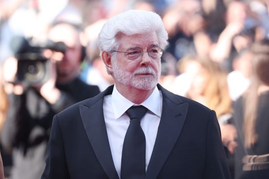 George Lucas – Montée des marches de la Cérémonie du Palmarès