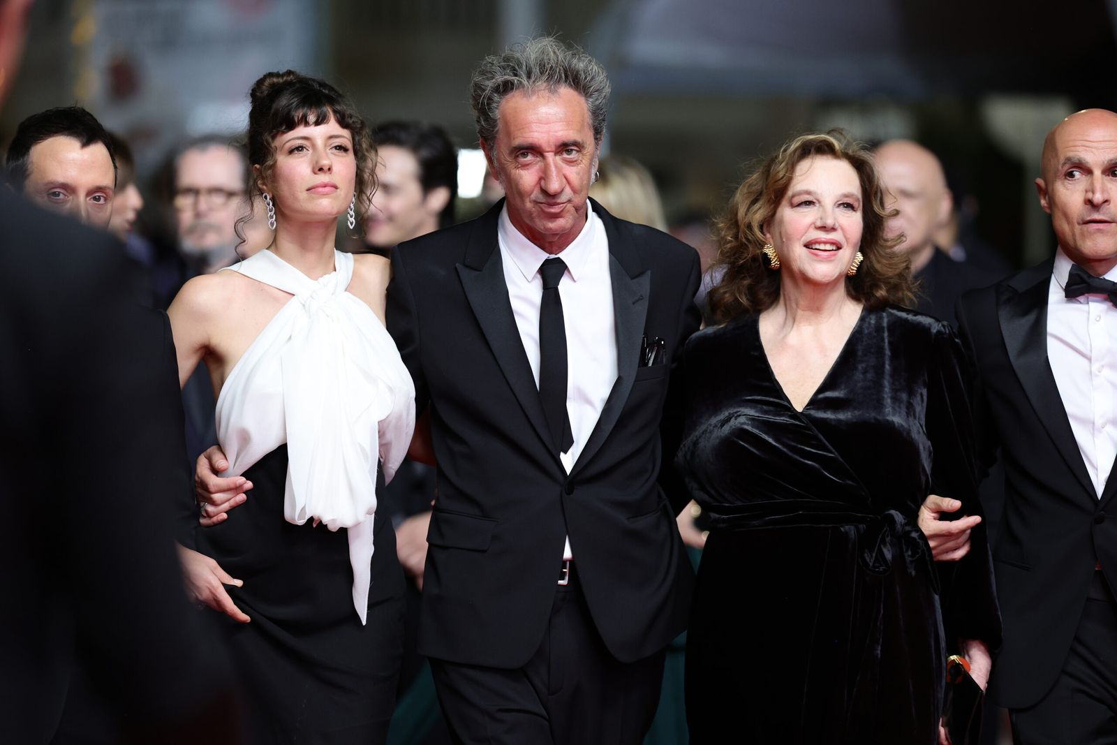 Celeste Dalla Porta, Paolo Sorrentino & Stefania Sandrelli - PARTHENOPE Red  steps - Festival de Cannes