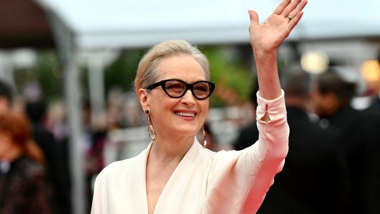 Meryl Streep - Montée des marches LE DEUXIEME ACTE © CHRISTOPHE SIMON / AFP
